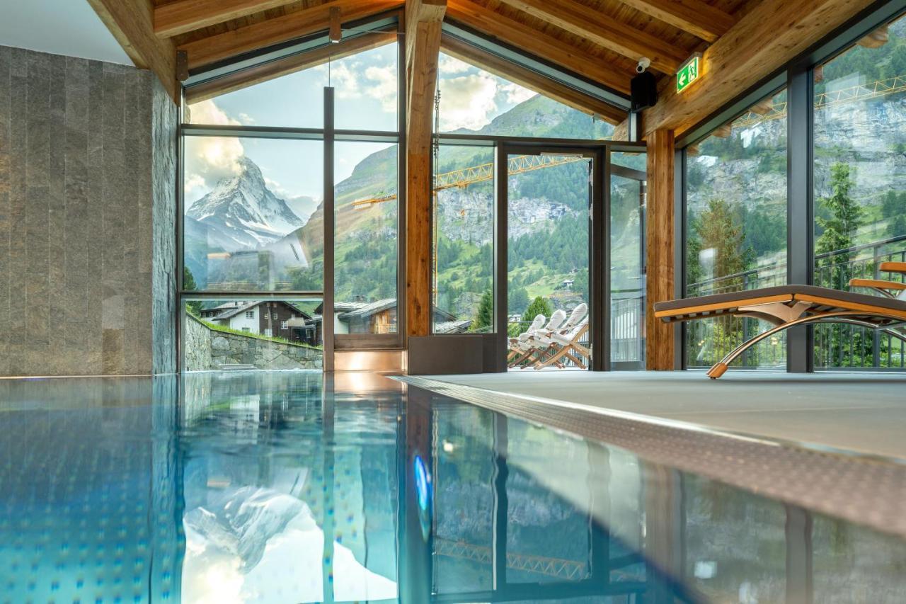 Luxury Residence Colosseo Zermatt Exterior photo